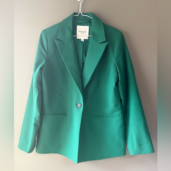 Hudson North, size 8, vibrant green blazer, recycled polyester - Picture 2 of 9